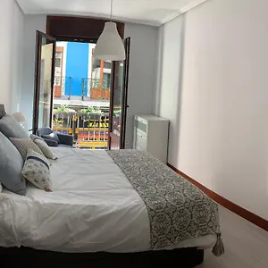 https://la-puerta-verde-casco-viejo-old-town.basquecountryhotels.org